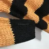 Kadın Sweaters Designer 2022 Kadınların Gevşek İçi Boş Çıkış Sweaters Örgüleri Çizgili Kızlarla Üstler
