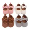 Noworodka Baby Buty moda prostota swobodne niemowlęta dziewczęta antypoślizgowe gumowe gumowe sole maluch pierwszych spacerowiczów