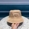 2022luxurys 클래식 디자이너 버킷 모자 고품질 디자이너 버킷 모자 남성과 여성 여름 태양 음영 조절 가능한 여행 8 colo336v