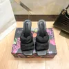 Новейшие итальянские туфли Squar Toe Down-Padded Keira Mules женские дизайнерские тапочки пляжные роскошные сандалии белые черные зеленые бежевые туфли на высоком каблуке 10,5 см женские тапочки коробка