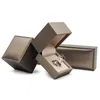 Classic Brand Jewelry Box Golden PU Leather High-End Ring Halsband Packaging Armband Earrings Box med shoppingväska 01
