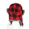 Berety zimowe czapki na męską czapkę futra czerwona ciepła earflap czapka wiatroodporna kobiet Grubsza w kratę rosyjska uhanka lei feng skip capberets