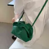 Personalidade de moda simples de lazer Bag de couro macio de nuvem feminino verão pequena versão coreana fresca de bolsa mensageiro de ombro único 220517