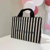 Liebestaschen Sum Korean Mahen. j Niche Brand Same Stripe Kleine horizontale One-Shoulder-Messengerhandtasche 220516