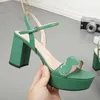 2022 sandales pour femmes dernières femmes haut de luxe en cuir talons hauts cool chaussures 7 ruban boîte