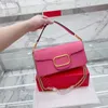 borse a catena V patte a spalla quadrate messaggero borse classiche dello stilista semplici borse da shopping casual da donna borsa da sera grande lettera Busta portafogli cool