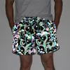 Ankomst reflekterande shorts män natt jogging reflekterande ljus färgglada svamp ins andningsbara sommarkläder Bermuda Masculina 220621