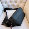 ホーボーバッグクロスボディハンドバッグスポーツアウトドア有名なデザイナーショッピングトートストライプ格子縞の女性肩の柔らかいクール枕wa307a