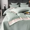 Color sólido Bordado Textiles para el hogar Juego de cama Lujo 4 piezas Verde Algodón de grapa larga Funda nórdica Sábana Fundas de almohada Ropa de cama de hotel Tamaño King Queen