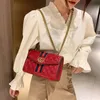 Ins للمرأة الجديدة متعددة الاستخدامات صافي أحمر الرجعية الأزياء كتف واحد أجنبي سلسلة رسول حقيبة صغيرة مربعة 90٪ قبالة الجملة على الإنترنت