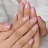 Fałszywe paznokcie różowe nagie francuskie francuskie krótkie fałszywą srebrną linię liniową kwadratową linię żelową na gwoździe dla dziewczyny pełny palc z noszeniem dec Prud22