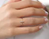 Klusterringar Simple Cross for Women Cubic Zirconia Rose Gold Finger Female Anel Elegant Classic Fashion Jewelry Bague Femmecluster