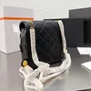 2022Ss Tofu Classic Mini Flap Sacs à dos matelassés Matériel en métal doré Chaîne Matelasse Caviar Cuir de veau Noir Blanc Bandoulière Sacs à main de designer 17 * 18 cm