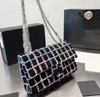 Designer Woolen Single-Shoulder väskor Kvinnokedja handväska lyxiga kvinnor elegans flip kuvertpåse mode korsbodi handväskor plånbok