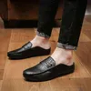 Pantoufles pour hommes mocassins en cuir intérieur maison pantoufles hommes printemps slips sur doux confort noir chambre intérieure plat hommes chaussures J220716