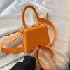 2021 été nouvelles dames Portable petit sac carré mode décontracté femmes sac épaule largeur bandoulière Messenger sac à main G220531