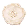 10 stks 2.2Inch Stof Bloemen Pearl Center Boutique Haar Bloem Baby Meisje Haaraccessoires voor Barrette Haarbogen Hoofddeksels AA220323