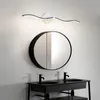 Lampada da parete semplice e moderna a luce led AC90-260V montata per il bagno da tavolo Specchio da parete Sconce Black WhiteWall