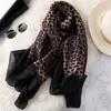 Bufanda de seda Natural de punto de leopardo degradado para mujer de lujo chales y chales estampados a la moda para mujer