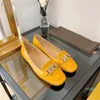 2022 cadena hebilla cabeza cuadrada pequeños zapatos individuales Retro de gama alta para mujer Doug zapatos ocio mocasines tamaño 35-39