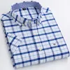 Branded bomullskjortor för män Kortärmad sommar plus storlek Plaid Striped Male Business Casual White Regular Fit 220330