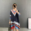 Casual Dresses Miyake Spring And Summer Women Knee-length Dress Temperament Elegant V-neck Pleated Color Matching Loose Thin Red