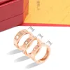 Bague de mariage en cristal en acier inoxydable en or rose femme bijoux concepteur bagues d'amour hommes promesse bague en titane pour femmes femmes haute qualité 6 diamants anneaux AAA + Car1238