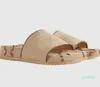 2022 Designer Diapositives en caoutchouc Sandale Plat Blooms Summer Beach Sliders Plate-forme Éraflures Chaussures de maison avec boîte-cadeau