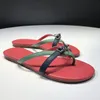 Lyxmärke tofflor Sandaler Kvinnor Burgogne Corfou Sandal Beach Slipper Woman Flat Sandaler Flip Flops Women Shoes Fashion äkta lädermatchande lås