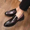 DRES SHOUE LOAFER SHOUSHING для мужчин свадьба Оксфордский классический черный парикмахер Zapato Charol Hombre Man 220723