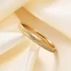 Nieuwe kubieke zirkonia Frosted Wedding Ring voor koppels topkwaliteit roestvrijstalen verlovingsvinger ringen band mannen vrouwen bruiden rose goud zilveren kleur bijoux sieraden