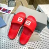 Slide da piscina Homens Mulheres Designer Slipper Slipper Paris Marca de moda de luxo Tamanho 35-46 Modelo FG06