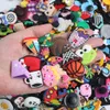 Groothandel 30-50-100Pcs Gemengde Cartoon Willekeurige Verschillende Schoenen Charms Fit Croc Schoenen/Polsbandjes Kinderen Party Verjaardagscadeau