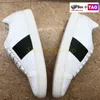 Tasarımcı Ace Arı İşlemeli Sıradan Ayakkabı Moda Baskılı Deri Erkekler Kadın Sneaker Yıldızlarla Bees Loafer Yılanını Sevdi Bej Ebony Canvas Erkek Spor Spor ayakkabıları