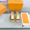 2023 Magnetic Flat Mule Fasion Slippers Дизайнерские дамы резиновые кожаные тапочки лето на открытом воздухе пляж черный белый золото зеленый