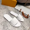 2022 Designer Sandal Luxury Slipper Brand Slide L Flip Flops Women Shoes Sneaker Trainer Boot Run sko av Shoebrand 06