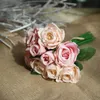 Fiori decorativi Corone 1 Bouquet Artificiale Romantico Rosa Bianco Bianco Sposa Sposa Holding Flower Silk Flores Home Decorazione del partito Vaso AR