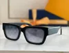 Fashion L cool Glasses Sunglasses For Women Men Summer 1722 Style Anti-Ultraviolet Retro Plate Full Frame Glasses Random Box