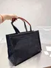 Einkaufstaschen Denim-Leinentasche Tote Handtaschen Pendler-Leinentasche mit großer Kapazität High Sense Schulter-Crossbody-Geldbörsen 220825