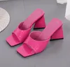 2022 Donne sandali 9cm Tacchi alti Slidels Mules Summer Block Block Tacchi Sandali Slingback Slingback Pantofole Chunky Scarpe