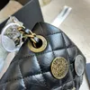Kadın Omuz Çantaları Koleksiyon Hatıra Sürümü Lüks Tasarımcılar Buruşuk çanta Dana Derisi Altın Ton Metal Matelaz Zincir Kapitone Crossbody çanta