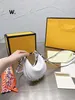 2022 nano grafik hobo bilek çantası yarım ay zip sabitleme vintage dip altın metal mektup lüksler çapraz vücut tasarımcısı kadın debriyaj çantası