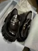Designer di scatole originali Monolite Manoaf da donna Scarpe piattaforma di suola grossa Sneakers bianco Triangolo nero Logo Spazzolati in pelle e dita tonda EU35-40