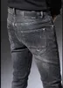 Designer Jeans Hommes Denim Broderie Pantalon De Mode Trous Pantalon US Taille 28-40 Hip Hop Distressed Zipper Pantalon Pour Homme 2022 Top Vente