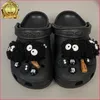 Charms Cool Fur Ball Designer Faça Você Mesmo Biscuit Fivela Cadarço Tênis Charm para CROC JIBS Tamancos Crianças Meninos Mulheres Meninas