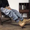 Jeans para hombres Pantalones de moda de primavera y otoño de 2022 Pantalones casuales de combate