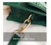 Роскошные дизайнерские сумки на плечах j Высококачественные сумочки Crossbody Fashion Women Totes сцепление хлеб мини -сумка 2022 Тренды дамы кошельки кошельки сумочки