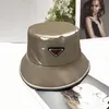 New Fashion Bucket Hat Unisex Basin Hats For Men Women Flat Top Shade Travel Seaside Berretto da baseball Designer Caps