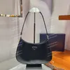 Cleo Hobo Bag Designers Bags Handbags Sacoche Pochette 2005 Luxury Leather Good Quality Womens Shourdled Bage Pures wad