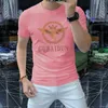 T-shirty w stylu zachodnim 2022 Summer Nowy lód jedwabny szczupły litera z krótkim rękawem gorąca diamentowa moda wzór Cienki koszulki na sprzedaż wielokolorowe odzież M-4xl